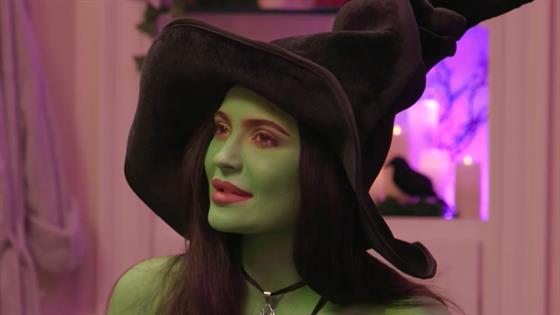 Why Kylie Jenner Regrets Sharing "Too Much" on Social Media