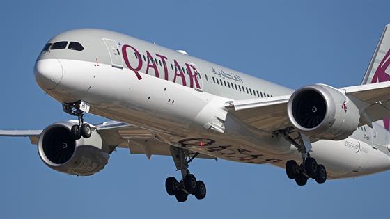 Qatar Airways Responds After Couple Had to Sit Next to Dead Body for 4 ...