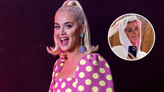 Katy Perry Shows Off Her Baby Bump in Cute Fuchsia Swimsuit